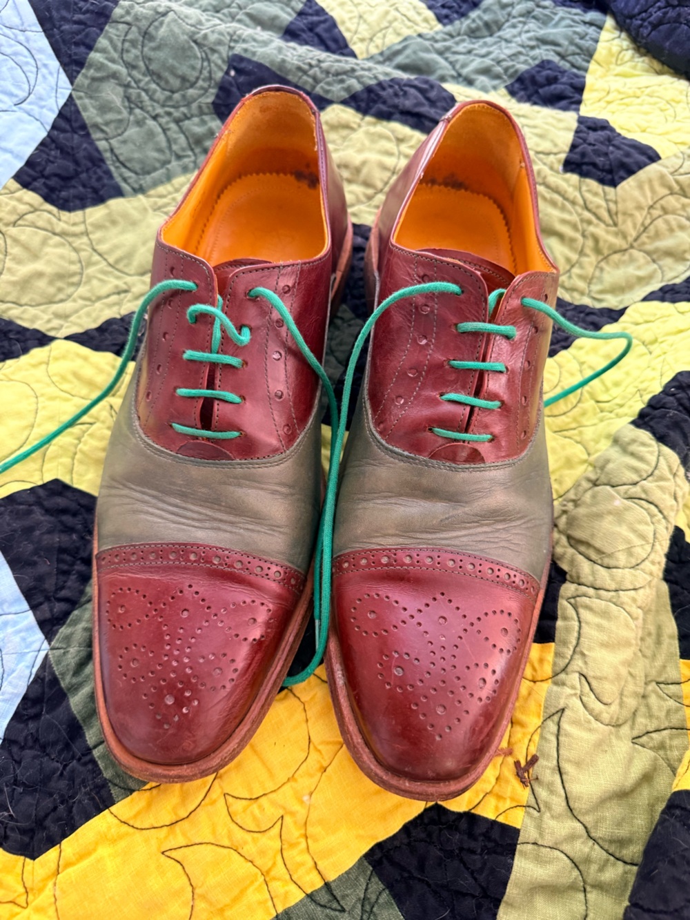 Men's Undandy Two-Tone Burgundy and Olive Leather Dress Shoes